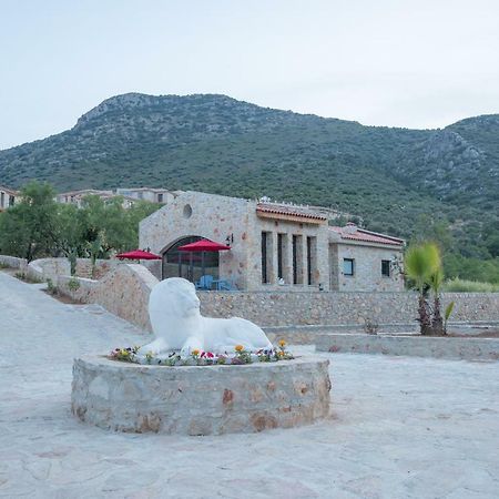 Karia Hotel Palamutbuekue 外观 照片